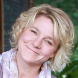 Meet your Posher, Stacy